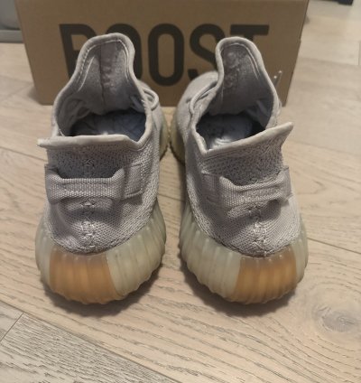 Yeezy Boost 350 V2 F99710 Sesame