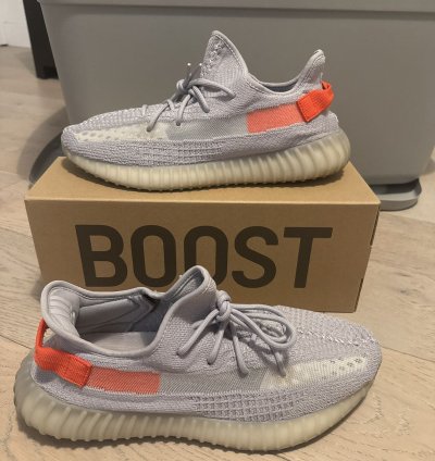 Yeezy Boost 350 V2 Fx9017 Tail Light