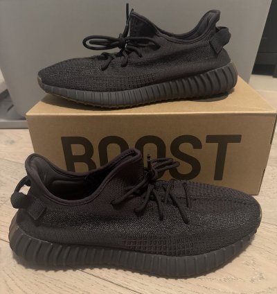 Yeezy Boost 350 V2 Fy4176 Cinder Reflective