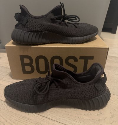 Yeezy Boost 350 V2 Fy4176 Cinder Reflective