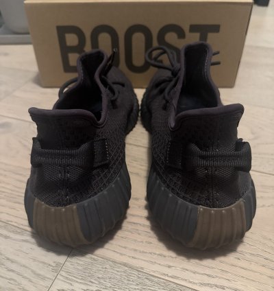 Yeezy Boost 350 V2 Fy4176 Cinder Reflective