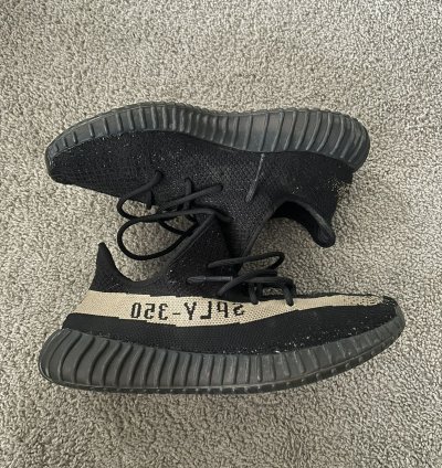Yeezy Boost 350 V2 Green Size 10