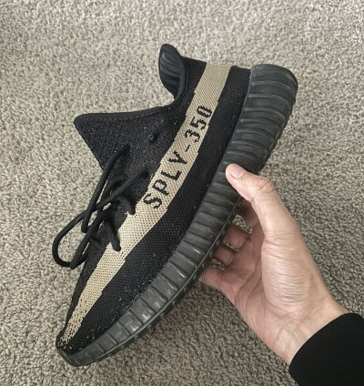 Yeezy Boost 350 V2 Green Size 10