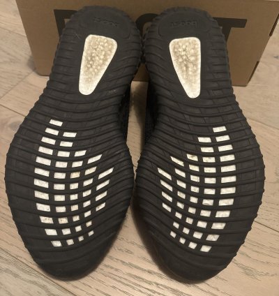 Yeezy Boost 350 V2 Gy7164 Dazzling Blue