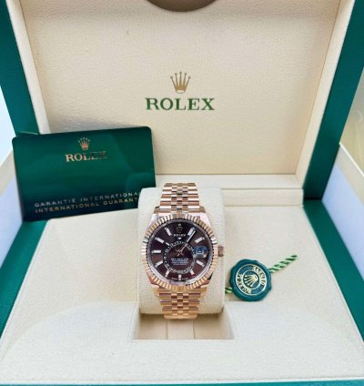 Rolex Sky-dweller 336935 Rose Gold Chocolate Dial Jubilee Bracelet Unworn 2024