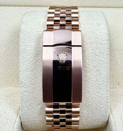 Rolex Sky-dweller 336935 Rose Gold Chocolate Dial Jubilee Bracelet Unworn 2024
