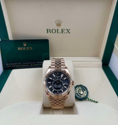 Rolex Sky-dweller 336935 Rose Gold Rhodium Dial Jubilee Bracelet Unworn 2024