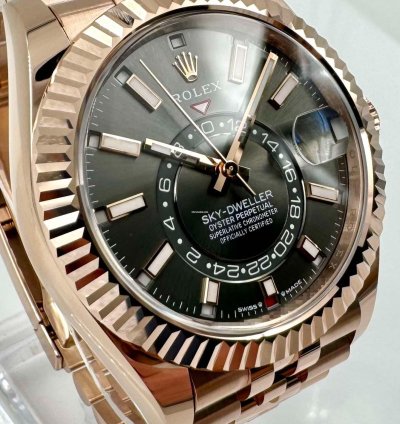 Rolex Sky-dweller 336935 Rose Gold Rhodium Dial Jubilee Bracelet Unworn 2024