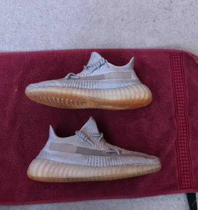 Yeezy Boost 350 V2 Lundmark Reflective