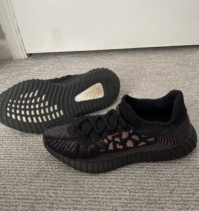 Yeezy Boost 350 V2 Mx Dark Salt