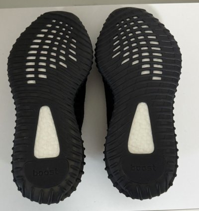 Yeezy Boost 350 V2 Onyx