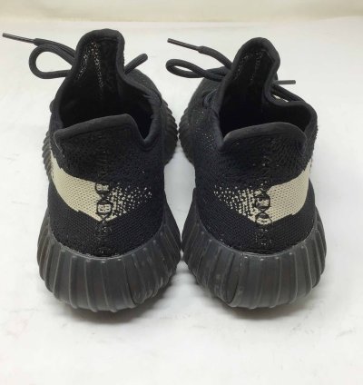 Yeezy Boost 350 V2 Oreo