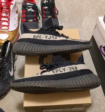 Yeezy Boost 350 V2 Oreo Size 10 Us Men Used Good Box Adidas