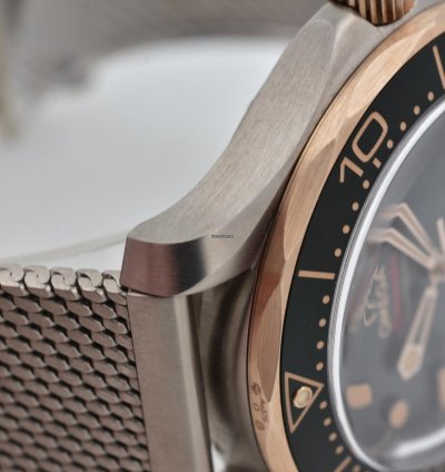 Omega Seamaster Diver 300 Professional 300 21090422010001 Titanium Bronze Gold