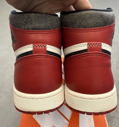2022 Jordan 1 Retro High Og Chicago Lost Found