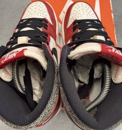 2022 Jordan 1 Retro High Og Chicago Lost Found