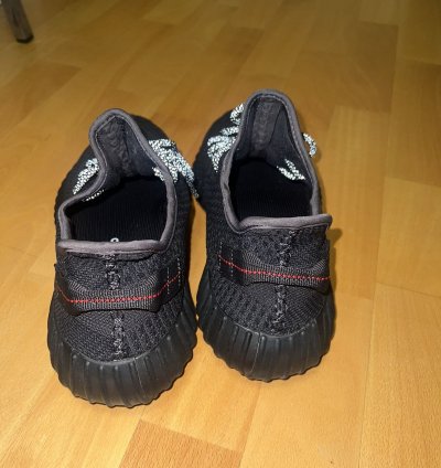 Yeezy Boost 350 V2 Static Black