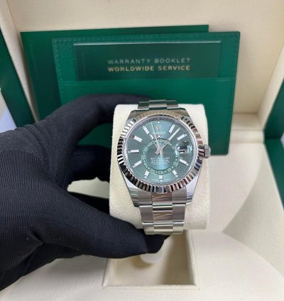 Rolex Sky-dweller 42 Mm Oystersteel And White Gold Green Dial Sky Dweller 336934