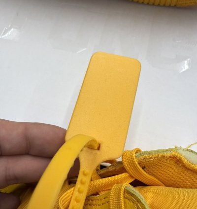 2022 Nike Air Force 1 Low Off-white Ica University Gold