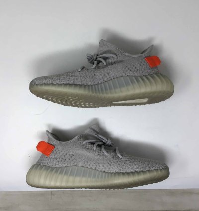 Yeezy Boost 350 V2 Tail Light