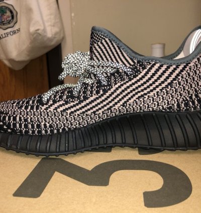 Yeezy Boost 350 V2 Yecheil