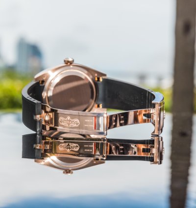 Rolex Sky-dweller 42m Everose Gold White Dial