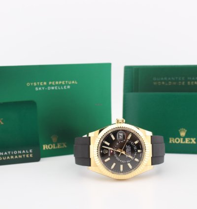 Rolex Sky-dweller 42mm 18k Yellow Gold Black Dial Oysterflex 326238