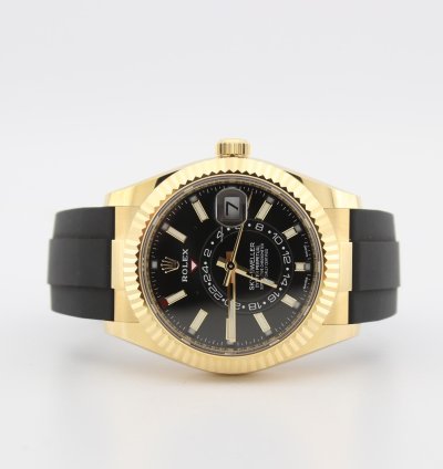 Rolex Sky-dweller 42mm 18k Yellow Gold Black Dial Oysterflex 326238