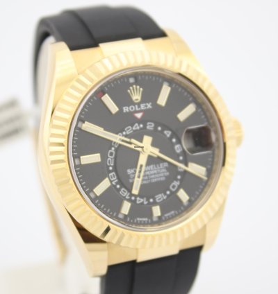 Rolex Sky-dweller 42mm 18k Yellow Gold Black Dial Oysterflex 326238