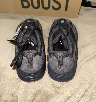 Yeezy Boost 700