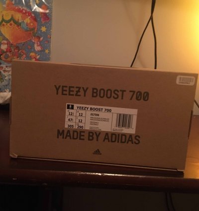 Yeezy Boost 700 Analog