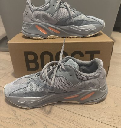 Yeezy Boost 700 Eg7597 Inertia