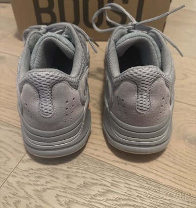 Yeezy Boost 700 Eg7597 Inertia