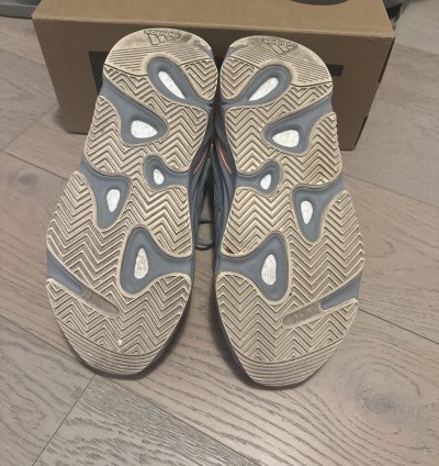 Yeezy Boost 700 Eg7597 Inertia