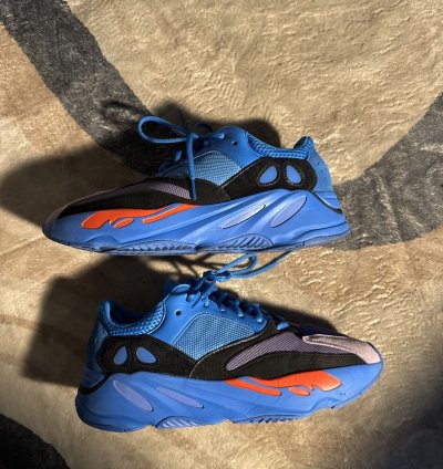Yeezy Boost 700 Hi-res Blue