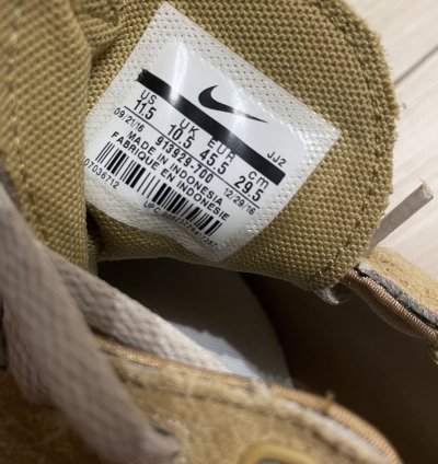 Air Footscape Woven Chukka Gold Light Orewood Suede Leather