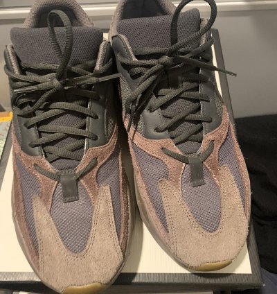 Yeezy Boost 700 Mauve 2018