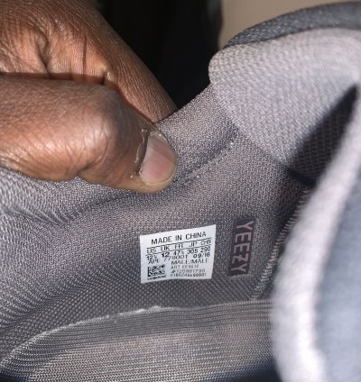 Yeezy Boost 700 Mauve 2018