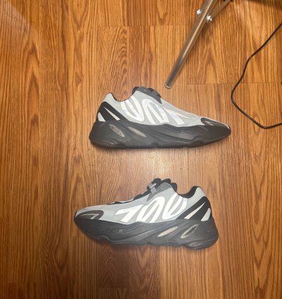 Yeezy Boost 700 Mnvn Blue Tint