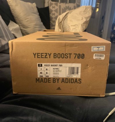 Yeezy Boost 700 Salt