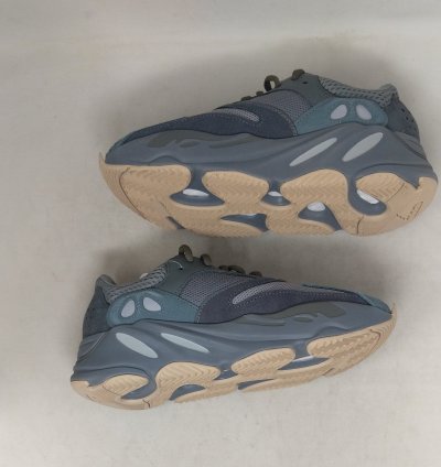 Yeezy Boost 700 Teal Blue
