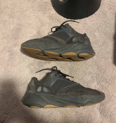 Yeezy Boost 700 Utility Black 2019