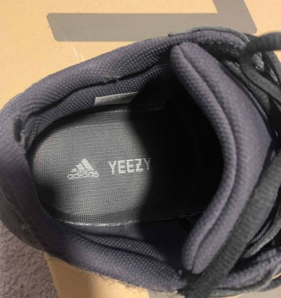 Yeezy Boost 700 Utility Black 2019