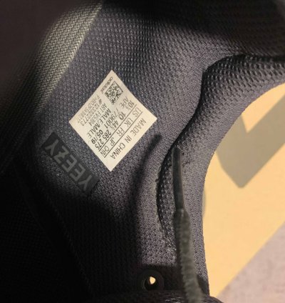 Yeezy Boost 700 Utility Black 2019