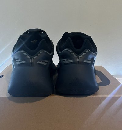 Yeezy Boost 700 V3