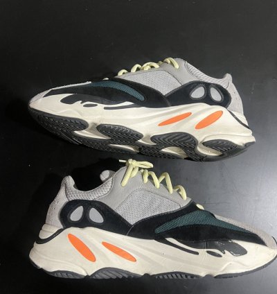 Yeezy Boost 700 Wave Runner 2023