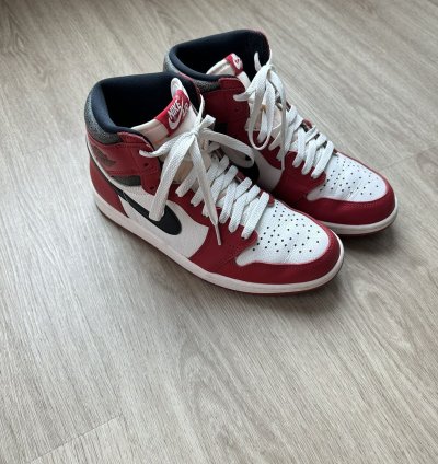 Air Jordan 1 Chicago Lost Found