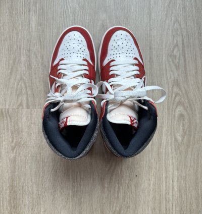 Air Jordan 1 Chicago Lost Found