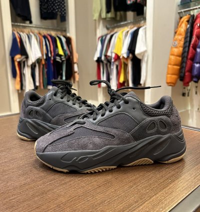 Yeezy Boost 700- Utility Black