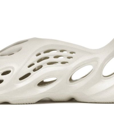 Yeezy Foam Rnnr Sand